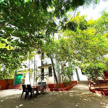 Hotel Du Palais - Auroville Beach Puducherry Eksteriør billede