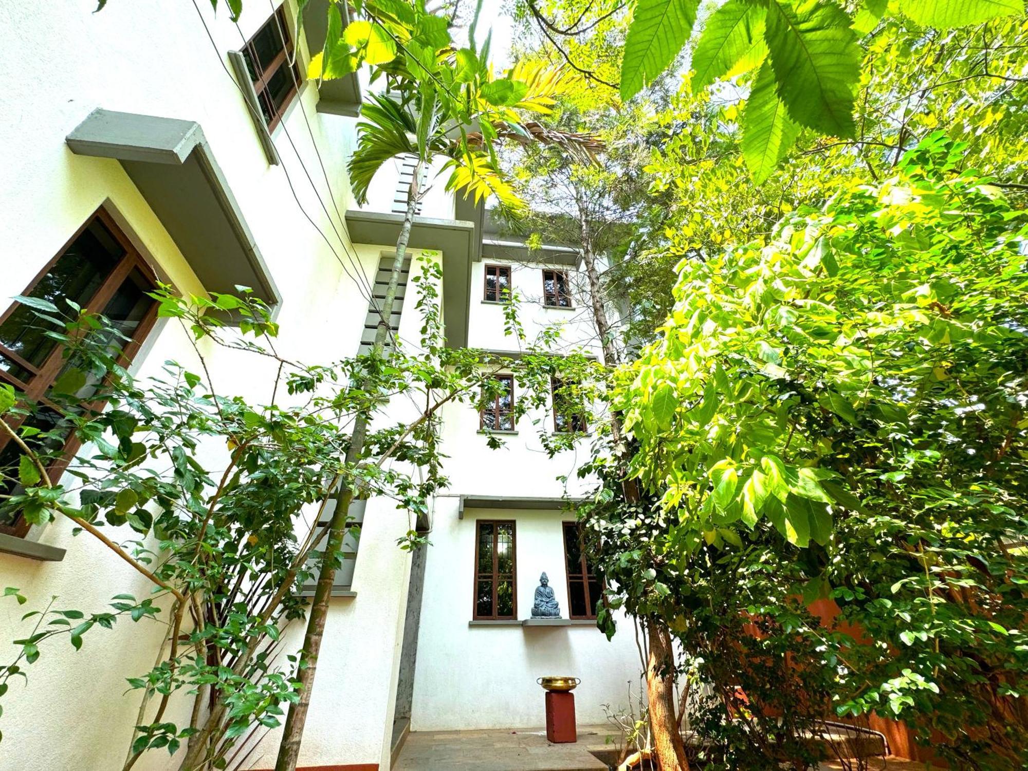 Hotel Du Palais - Auroville Beach Puducherry Eksteriør billede