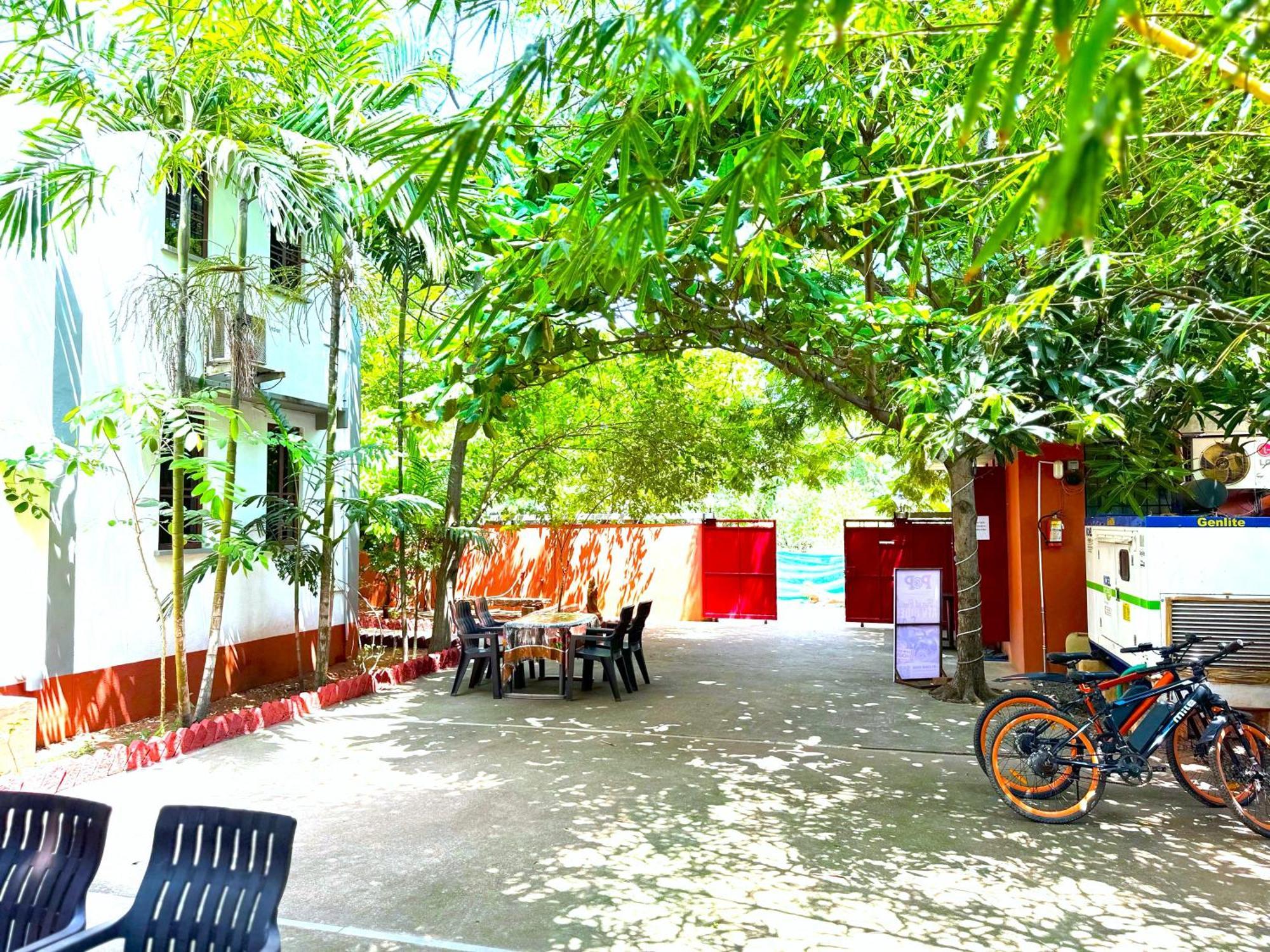Hotel Du Palais - Auroville Beach Puducherry Eksteriør billede